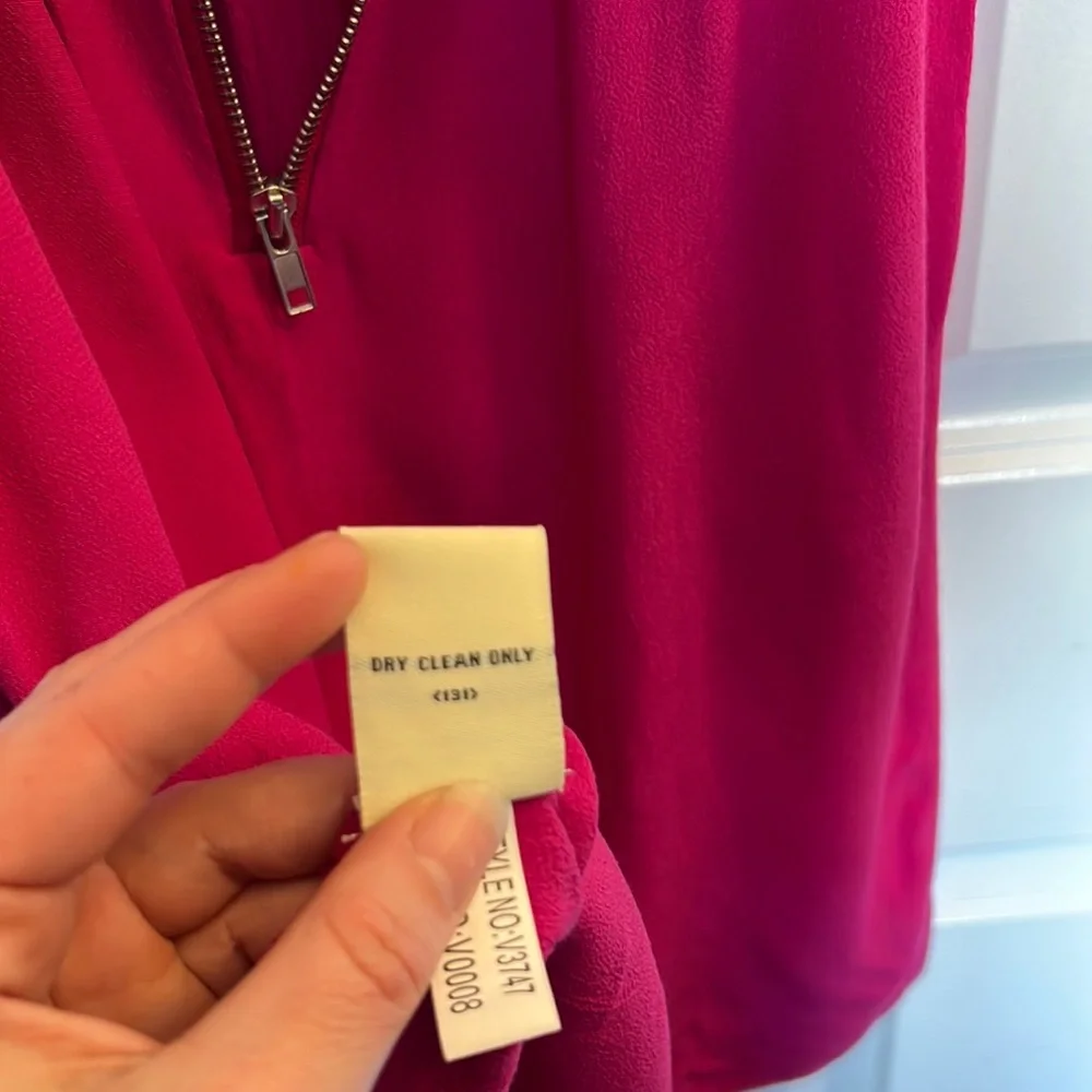 đź’•BEAUTIFUL Pink flowy Dress by HYPE size large - Picture 12 of 16